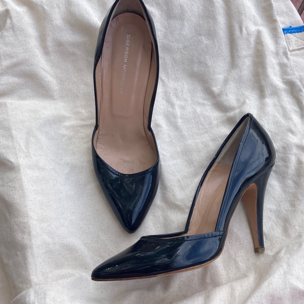 Sigerson Morrison 50’s Marilyn style hot black patent leather heels 10